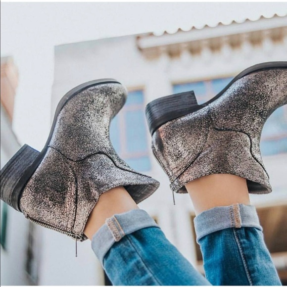 Metallic Bronze Gold Distressed Ankle Boots - Picture 3 of 5